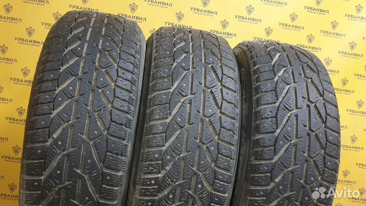 Kormoran SUV Stud 215/60 R17 100T