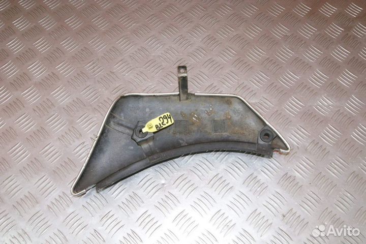 Крышка боковая Suzuki Intruder 400