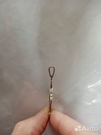 Серебряный крестик