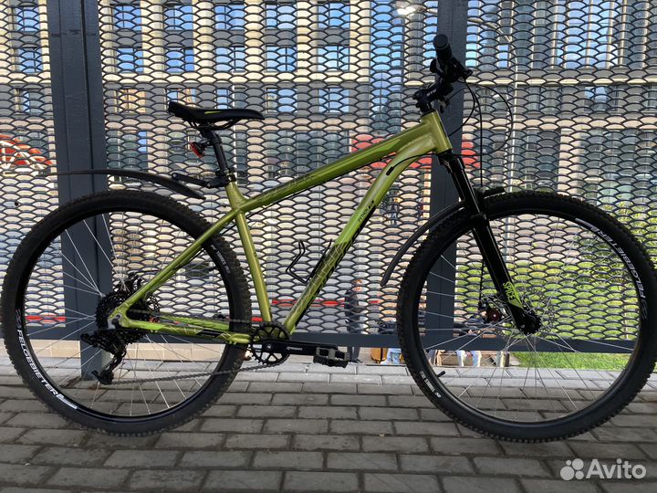 Stinger Python STD 29’’ (L; 20,5)