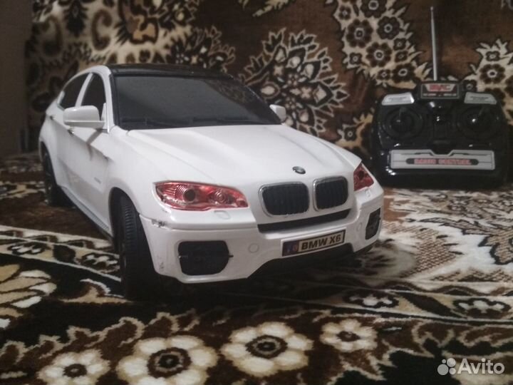 Автомобиль радиоуправляемый