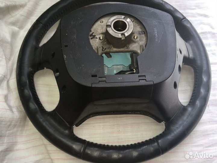 Рулевое колесо Митсубиси