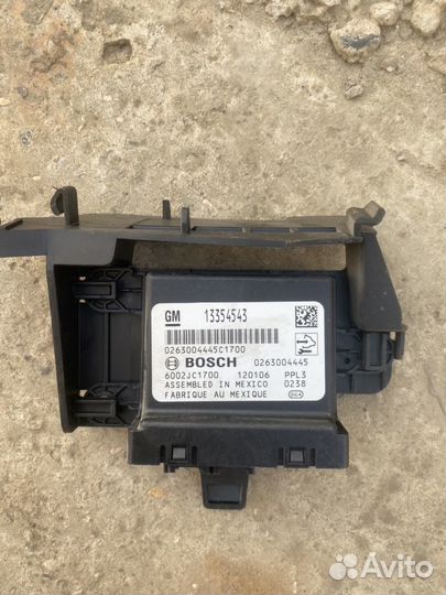 Блок управления парктроника и подушками Opel Astra