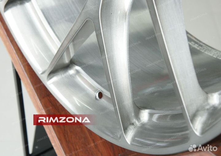 Кованые диски R22 на BMW X5