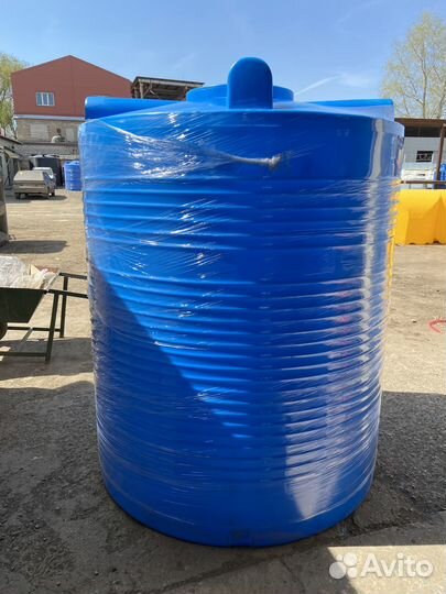 Емкость для воды пластиковая