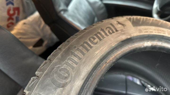 Continental IceContact 2 245/45 R17 99T