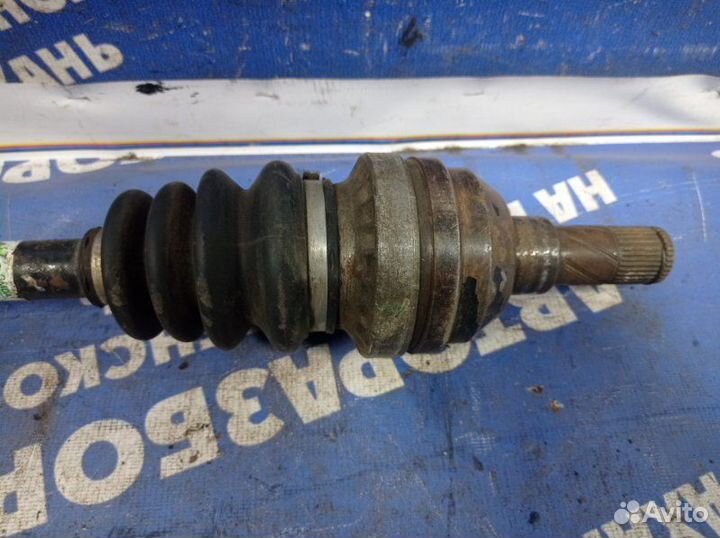 Левый привод Chevrolet Aveo T250 хэтчбек B12S1