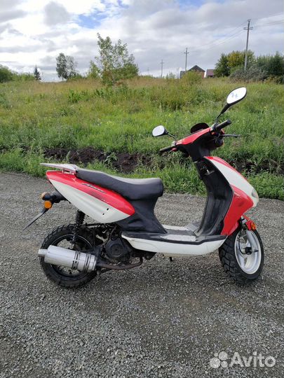 Продам скутер Racer Omaks