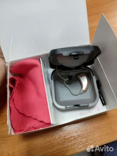 Слуховой аппарат новый