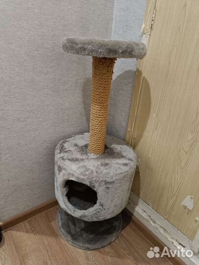 Домик для кошки с когтеточкой