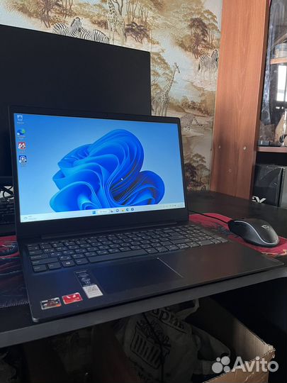Lenovo Ryzen 5 3500U, 8gb озу, SSD 256GB+ HDD