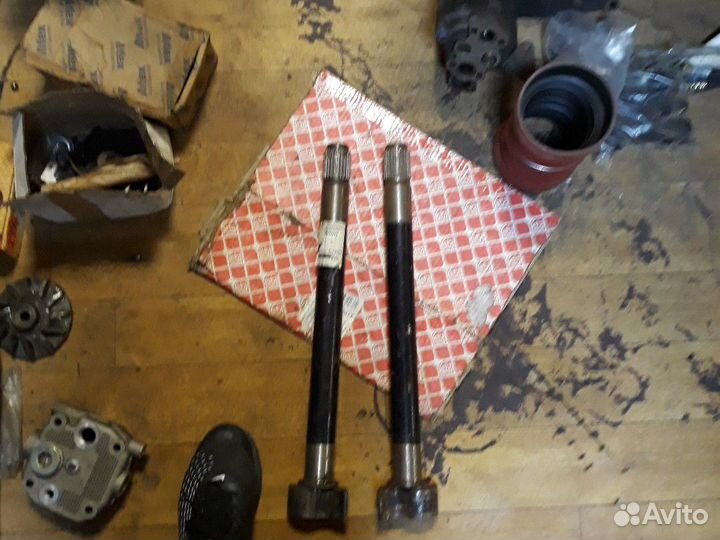 Вал тормозной правый L544(496) mm 42mm шлицы-26 MA