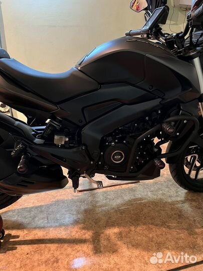 Bajaj dominar D400