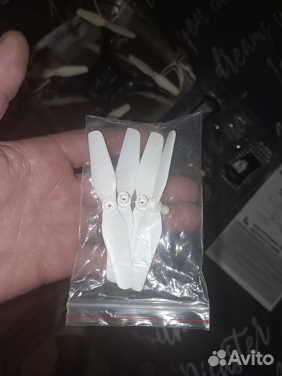 Квадрокоптер с камерой syma