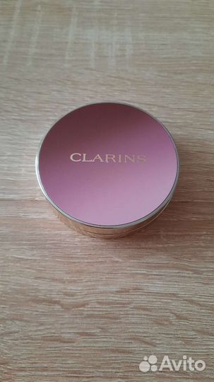 Тени для век clarins