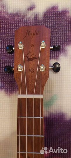 Укулеле баритон flight