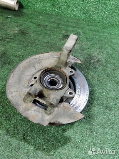 Кулак поворотный передний левый LADA Kalina