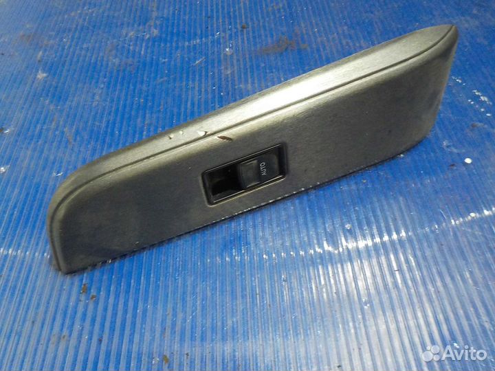 Клавиши стеклоподъёмника Toyota Camry 50