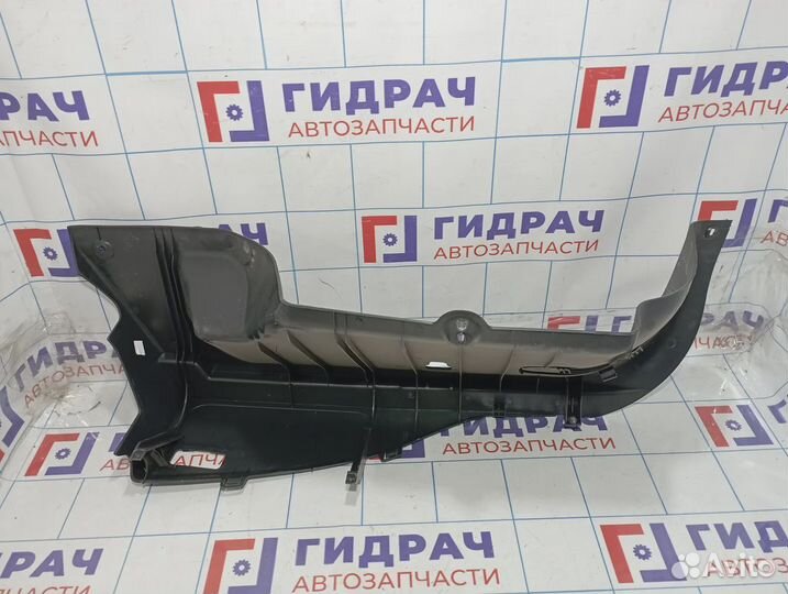 Обшивка багажника правая LADA Granta 21915607072