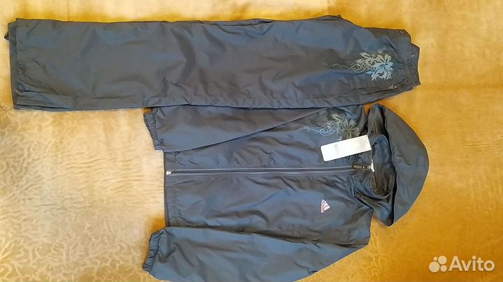 Спортивный костюм женский