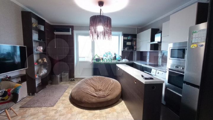 3-к. квартира, 66 м², 3/9 эт.