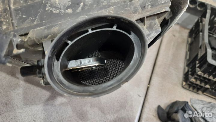 Корпус воздушного фильтра для 2.0 BWA VW Golf 5 GT