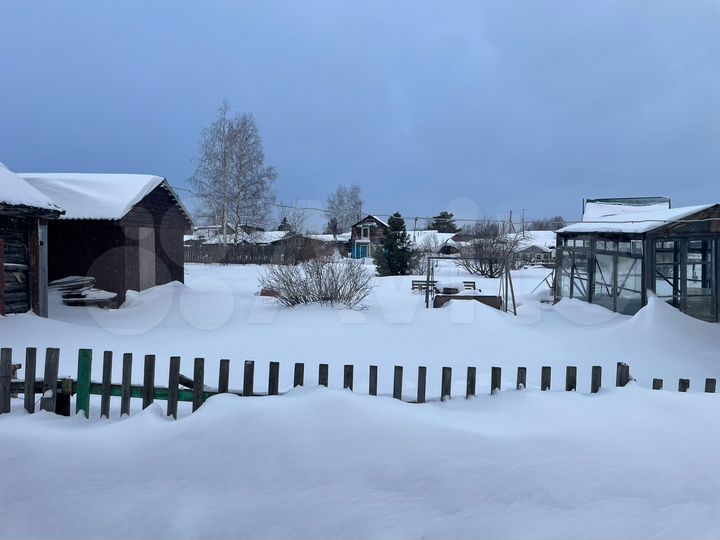 Дача 20 м² на участке 11 сот.