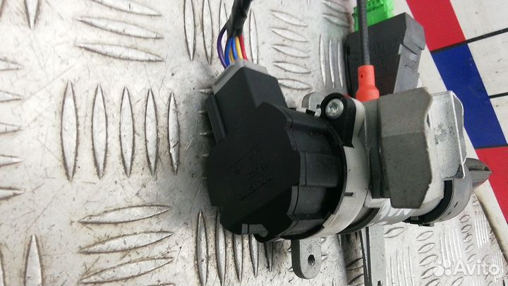 Замок зажигания Volvo XC90 (2002-2014)