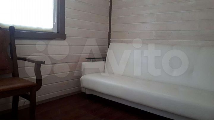 Дом 45 м² на участке 8 сот.