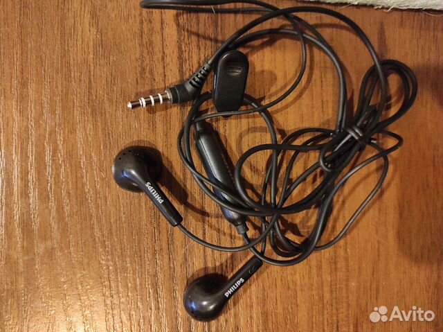 Проводные наушники Philips