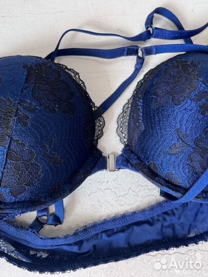 Бюстгальтер Victoria's Secret 75B