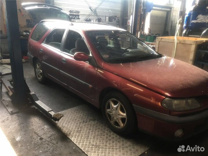 Разбор на запчасти Renault Laguna 1994-2001