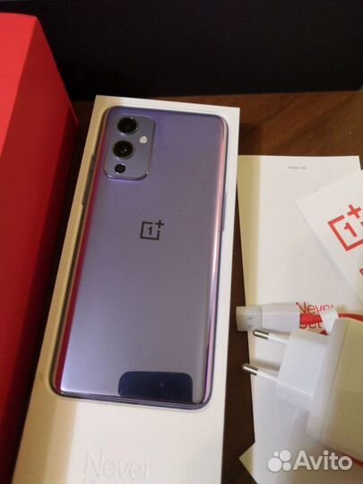 OnePlus 9, 8/128 ГБ