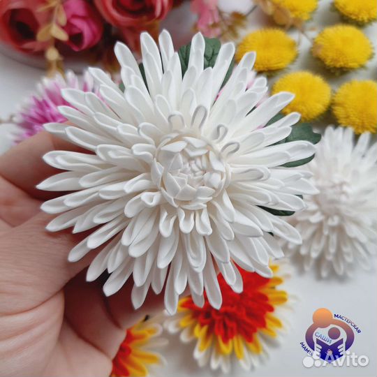 Хризантемы на резиночках