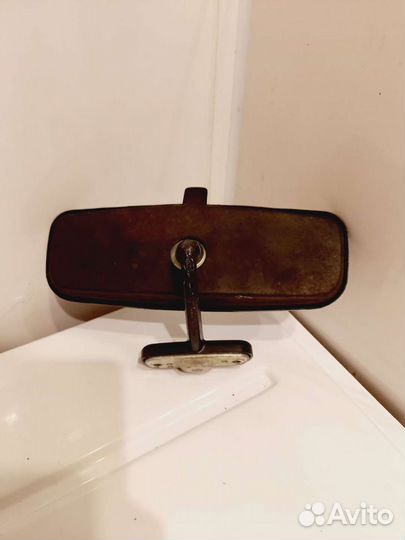 Зеркало заднего вида салонное