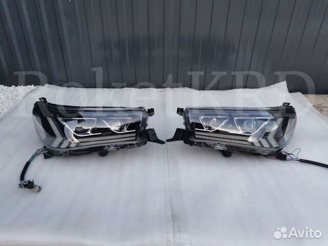 Фары Toyota Hilux с 2015-2020 г LED