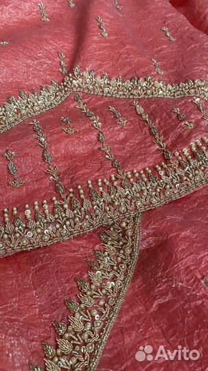 Индийский костюм (лехенга чоли)