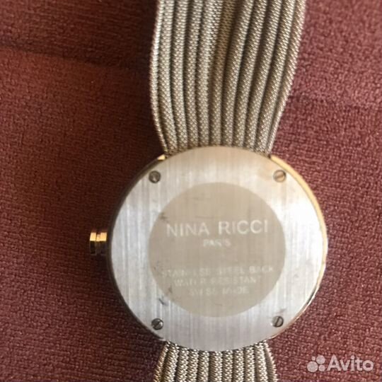 Часы женские Nina Ricci