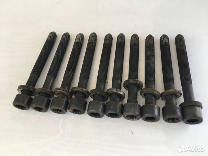 Болты головки блока цилиндров VW Passat B3,2Е