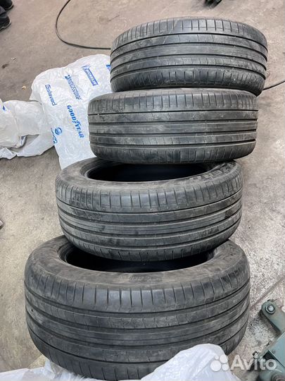 Pirelli P Zero PZ4 265/50 R19 110W