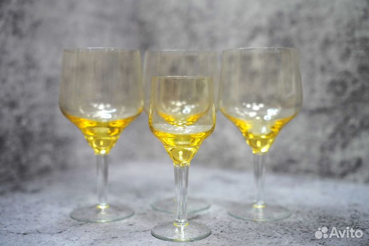 Бокалы желтое стекло СССР 4 рюмки стопки фужеры