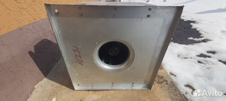 Вентилятор крышный 2/fbv.e28.2e