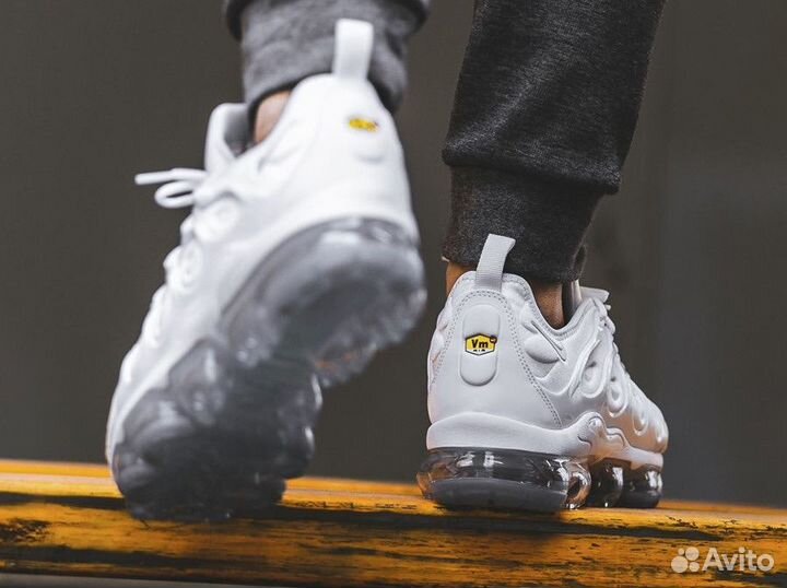 Кроссовки Nike air vapormax plus мужские