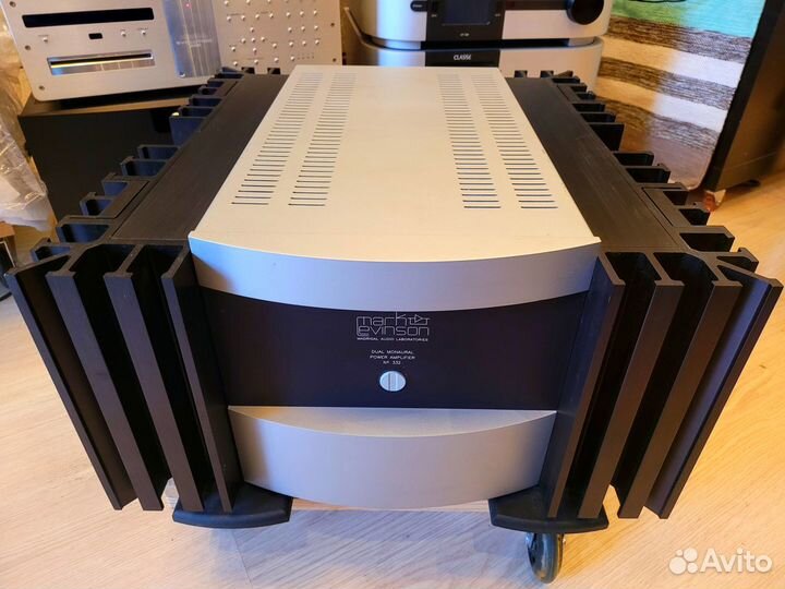 Mark levinson dual mono amplifier