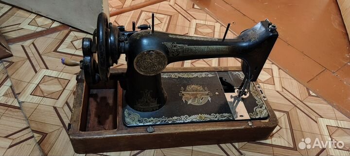 Швейная машинка