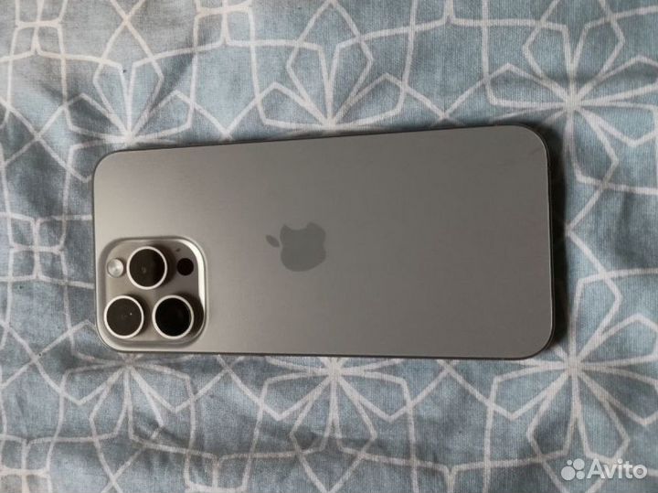 iPhone 15 Pro Max, 256 ГБ