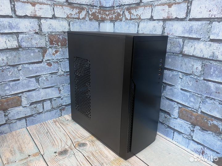Компьютер i3/8Gb/SSD+HHD