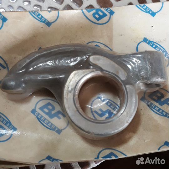 Коромысло клапана 20100340010 MB