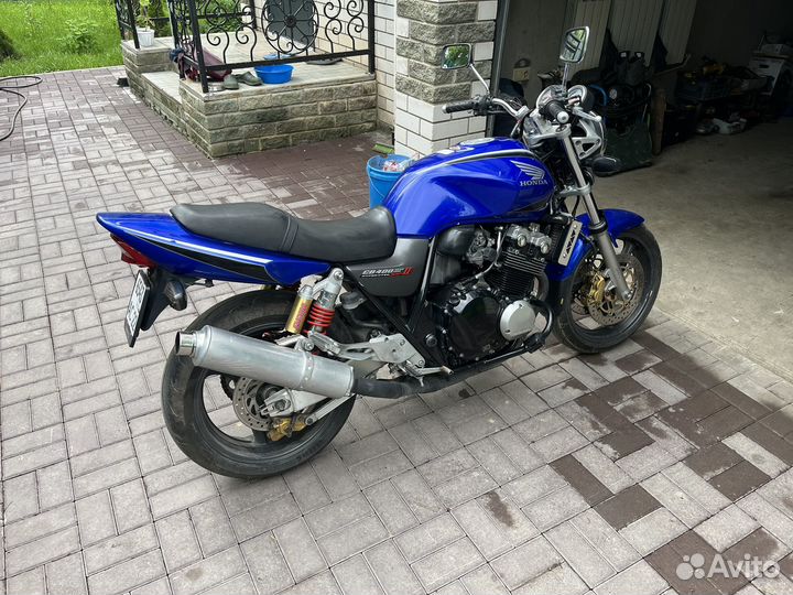 Продам Honda SB400SF