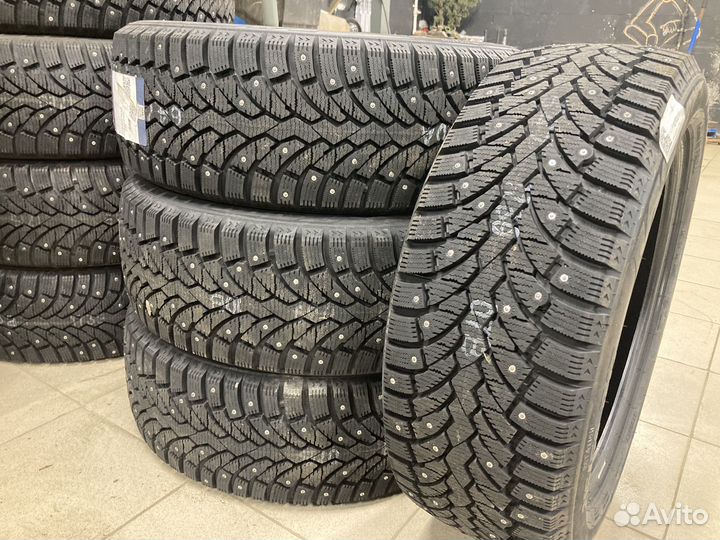 Pirelli Formula Ice 215/60 R17 100T